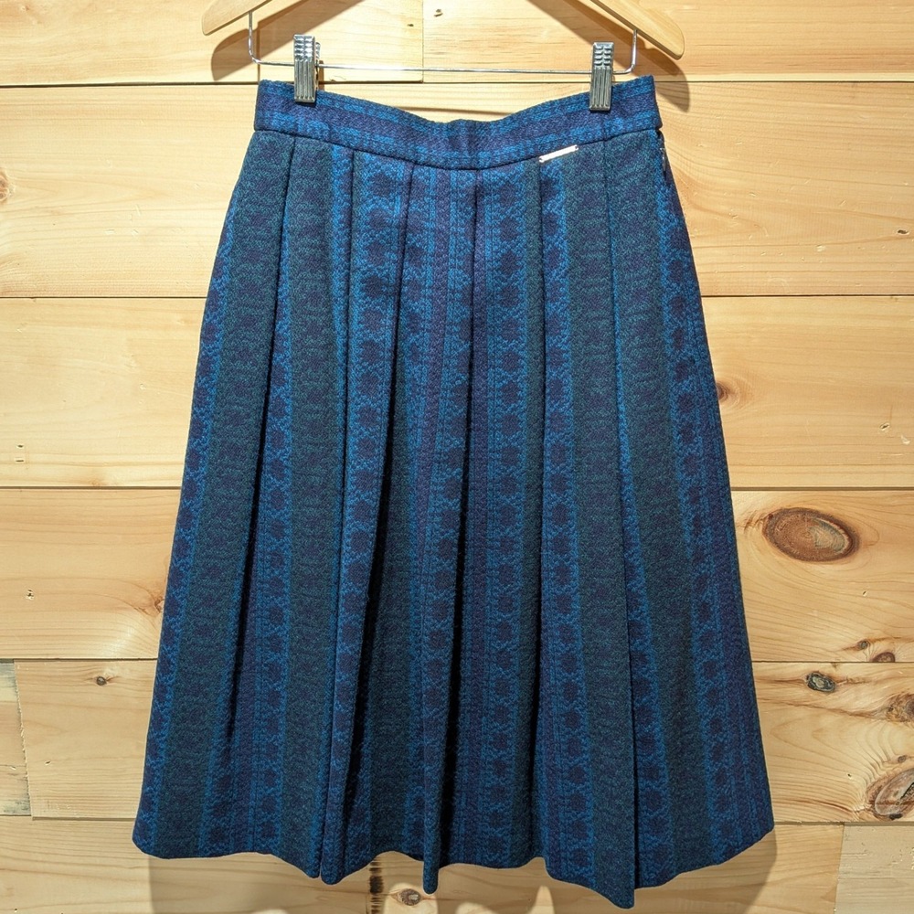 VTG Geiger Skirt 38 Teal Blue Wool Austria Tyrolean Pleated Jacquard Timeless